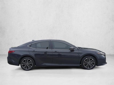 2025 Toyota Camry XLE (Natl)