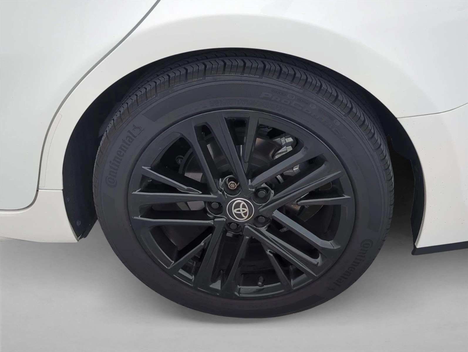 2025 Toyota Camry SE (Natl)