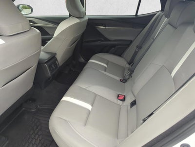 2025 Toyota Camry SE (Natl)