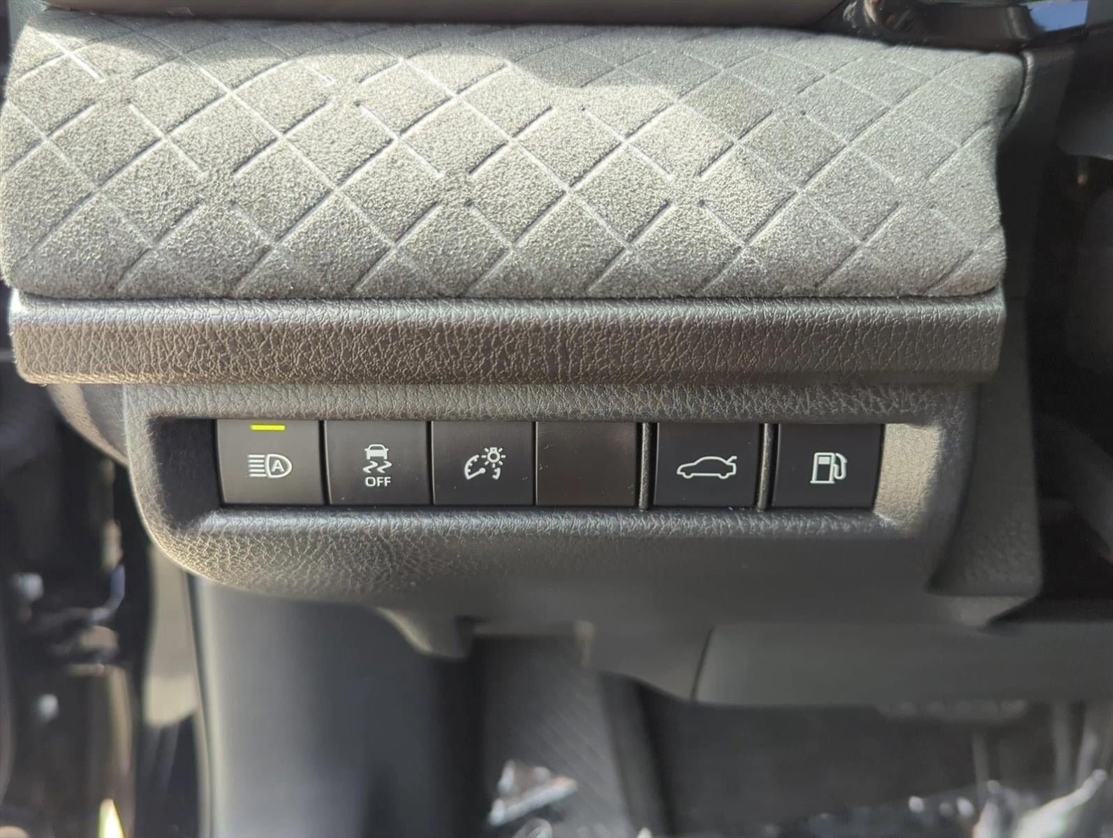 2026 Toyota Camry XLE (SE)