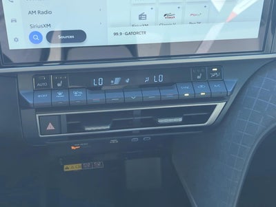 2026 Toyota Camry XLE (SE)