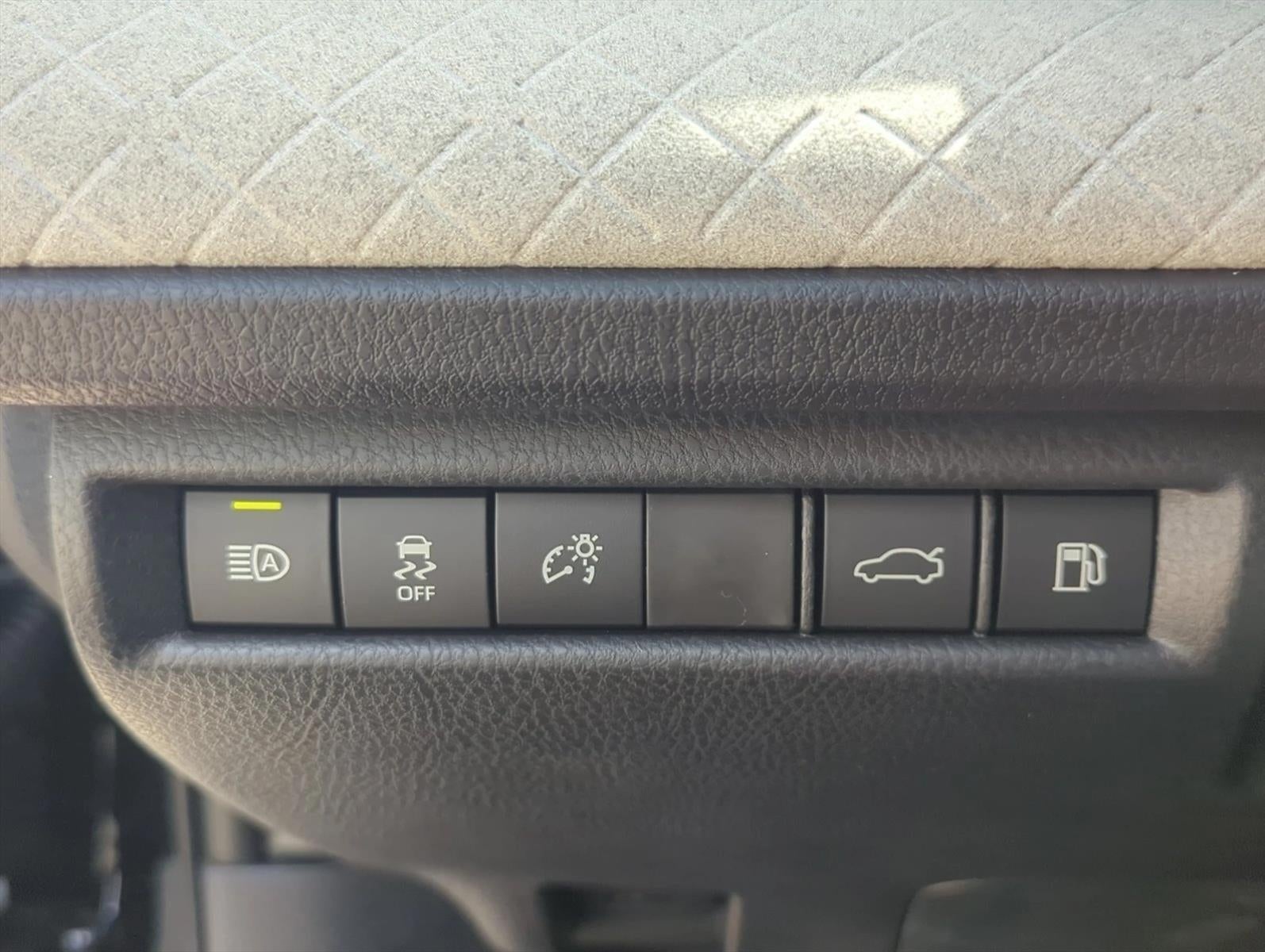 2026 Toyota Camry XLE (SE)