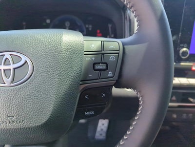 2026 Toyota Camry SE (SE)