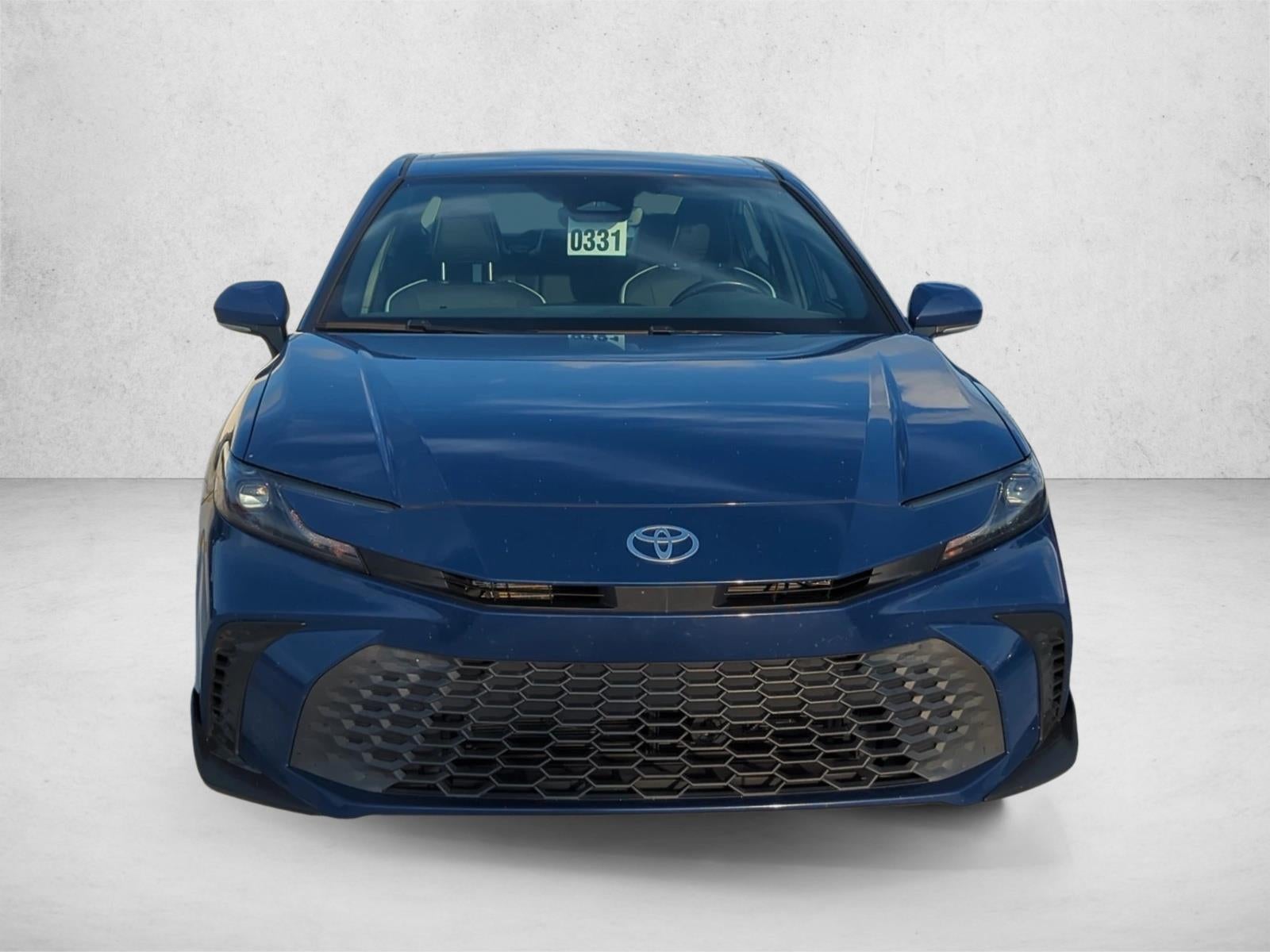 2025 Toyota Camry SE (Natl)