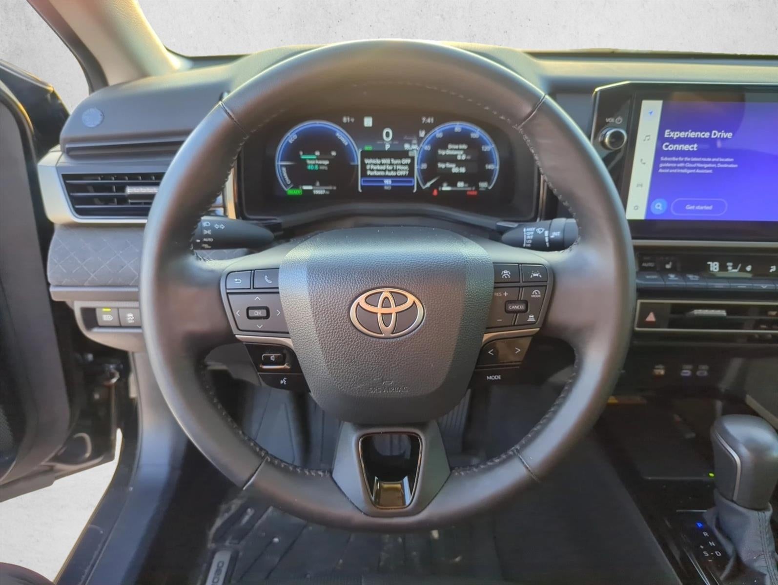 2025 Toyota Camry XLE (Natl)