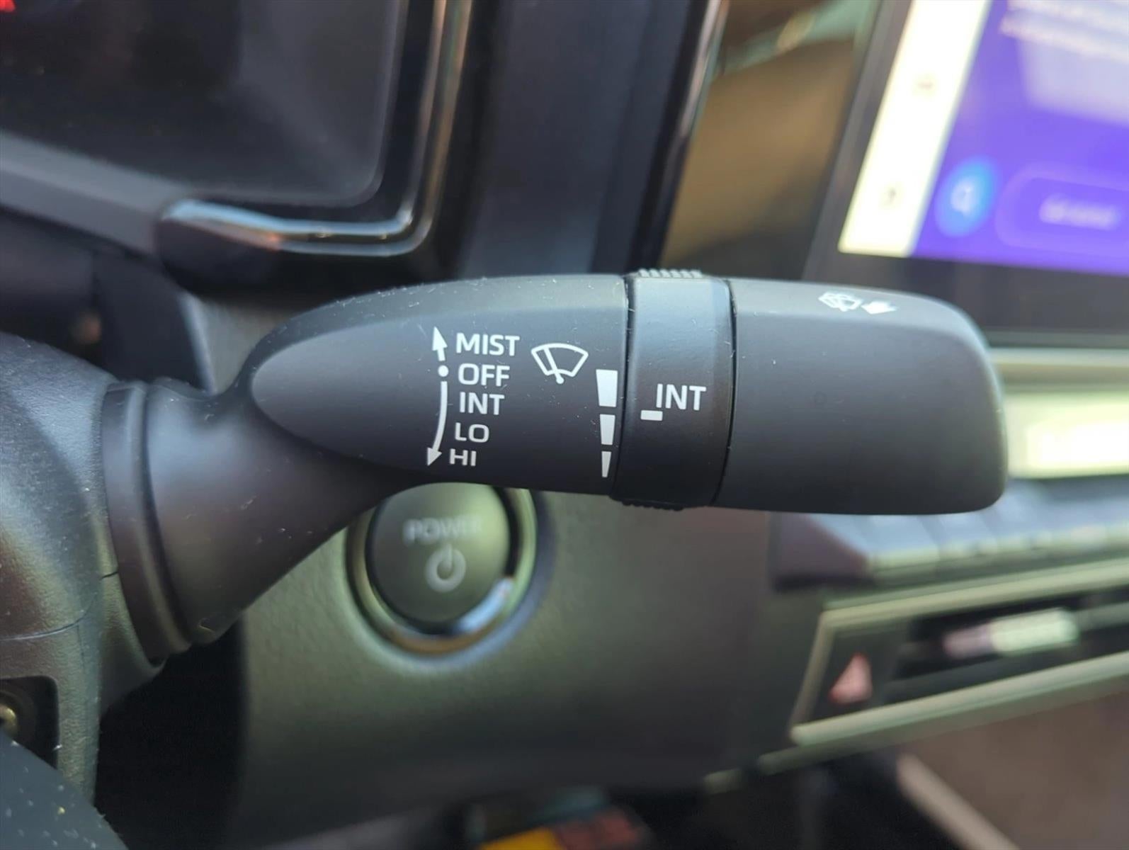 2025 Toyota Camry XLE (Natl)