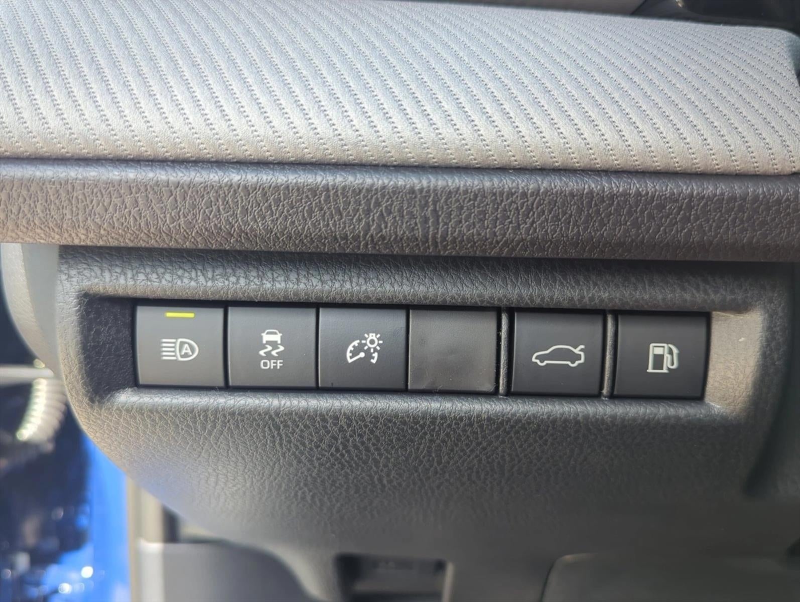 2026 Toyota Camry SE (SE)
