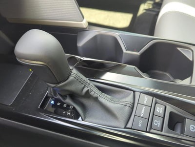 2026 Toyota Camry SE (SE)