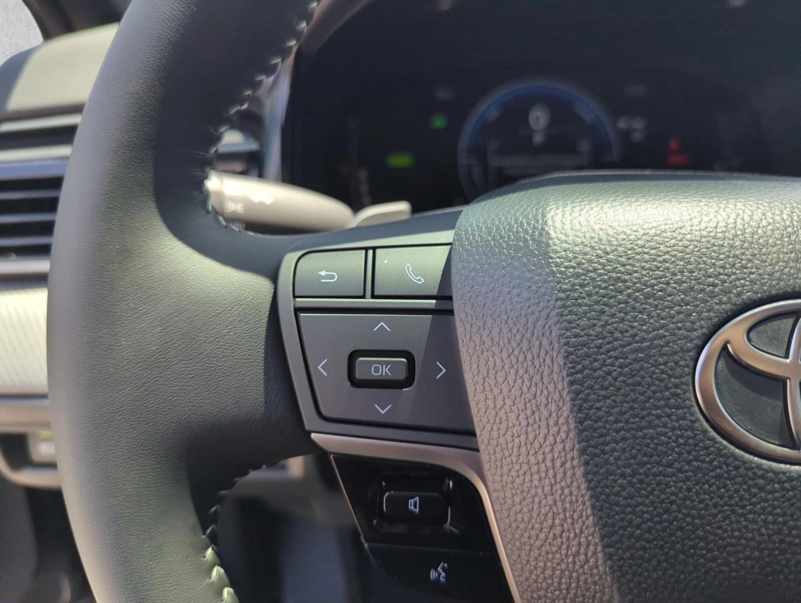 2026 Toyota Camry SE (SE)