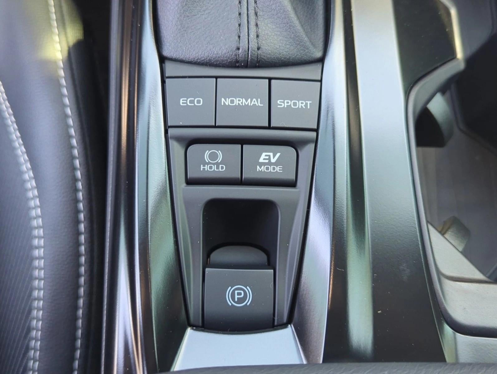 2026 Toyota Camry SE (SE)