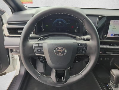 2025 Toyota Camry SE (SE)