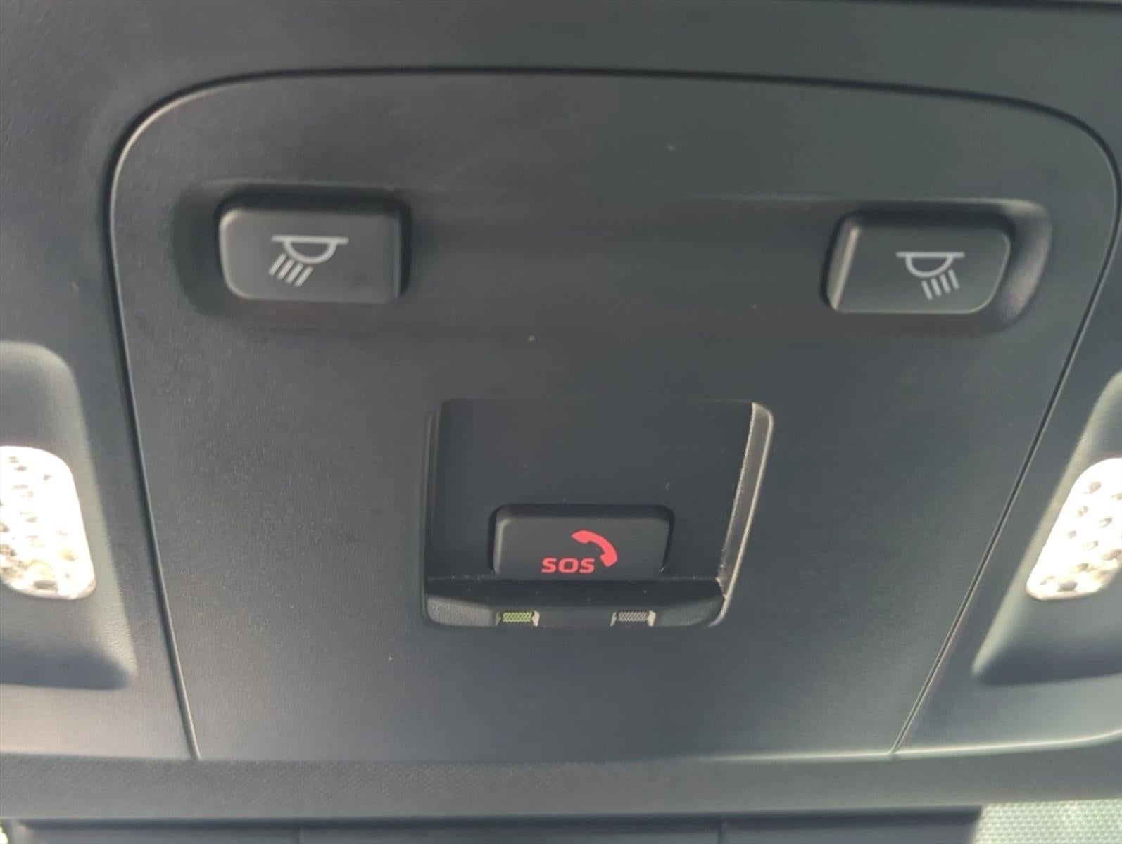 2025 Toyota Camry SE (SE)