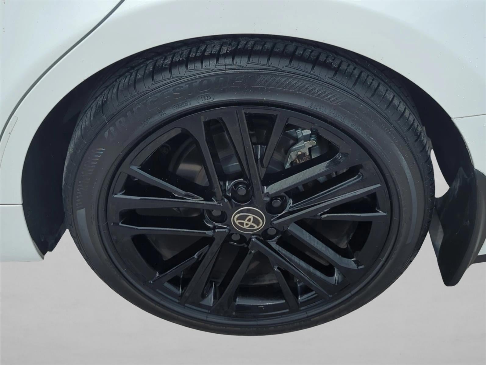 2025 Toyota Camry SE (SE)
