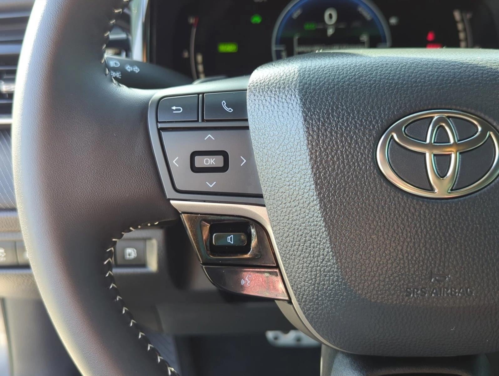 2026 Toyota Camry SE (SE)