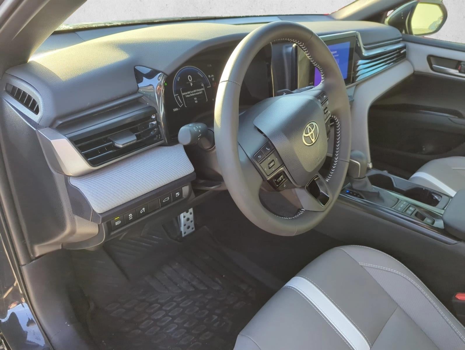 2026 Toyota Camry SE (SE)