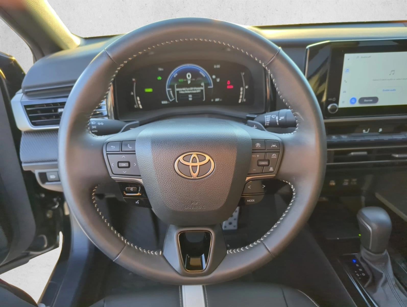 2025 Toyota Camry SE (SE)
