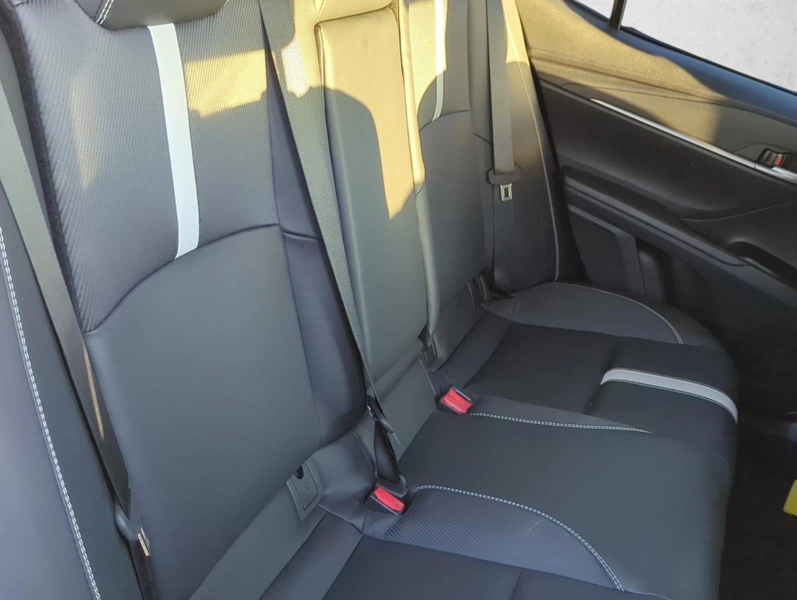 2025 Toyota Camry SE (SE)