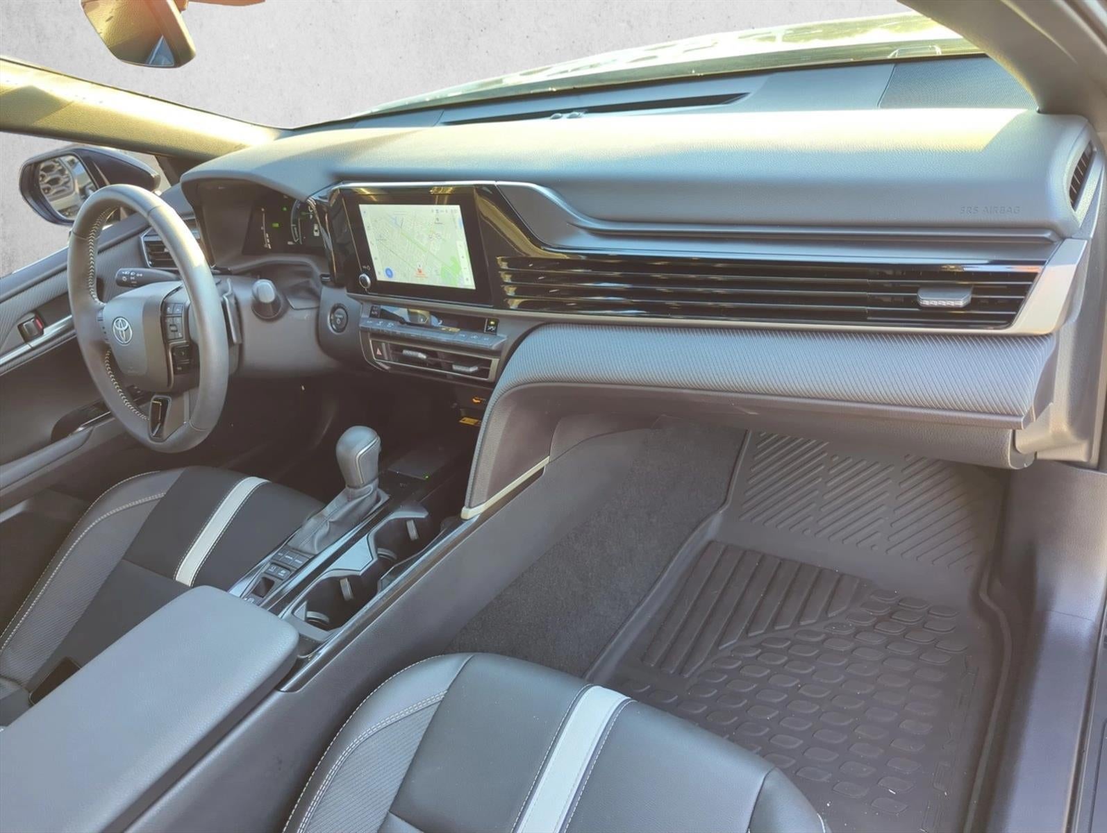 2025 Toyota Camry SE (SE)