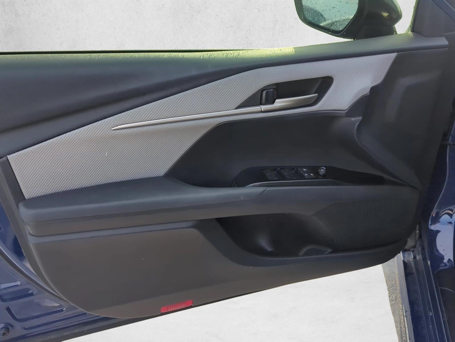 2025 Toyota Camry SE (SE)