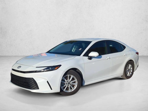 2025 Toyota Camry LE (SE)