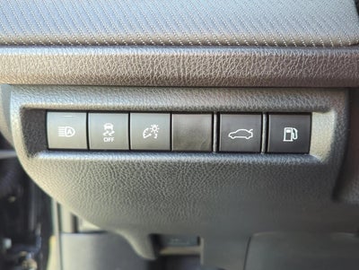 2025 Toyota Camry SE (Natl)