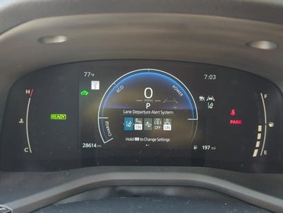2025 Toyota Camry SE (Natl)