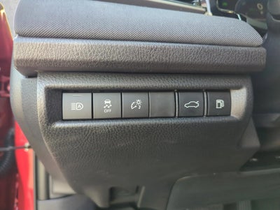 2026 Toyota Camry LE (SE)