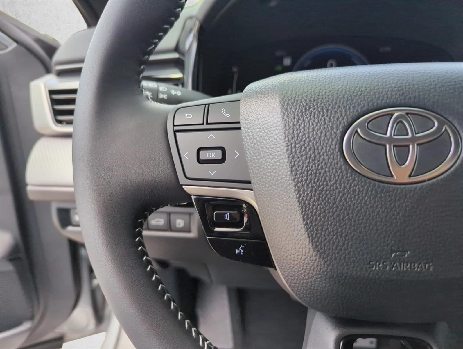 2026 Toyota Camry SE (SE)
