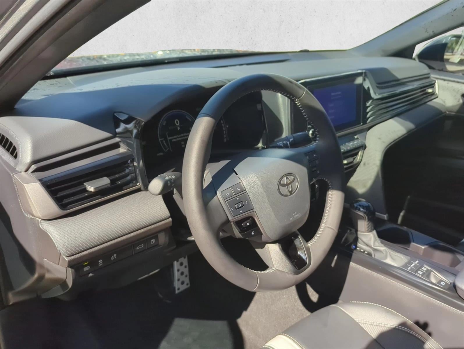 2026 Toyota Camry SE (SE)