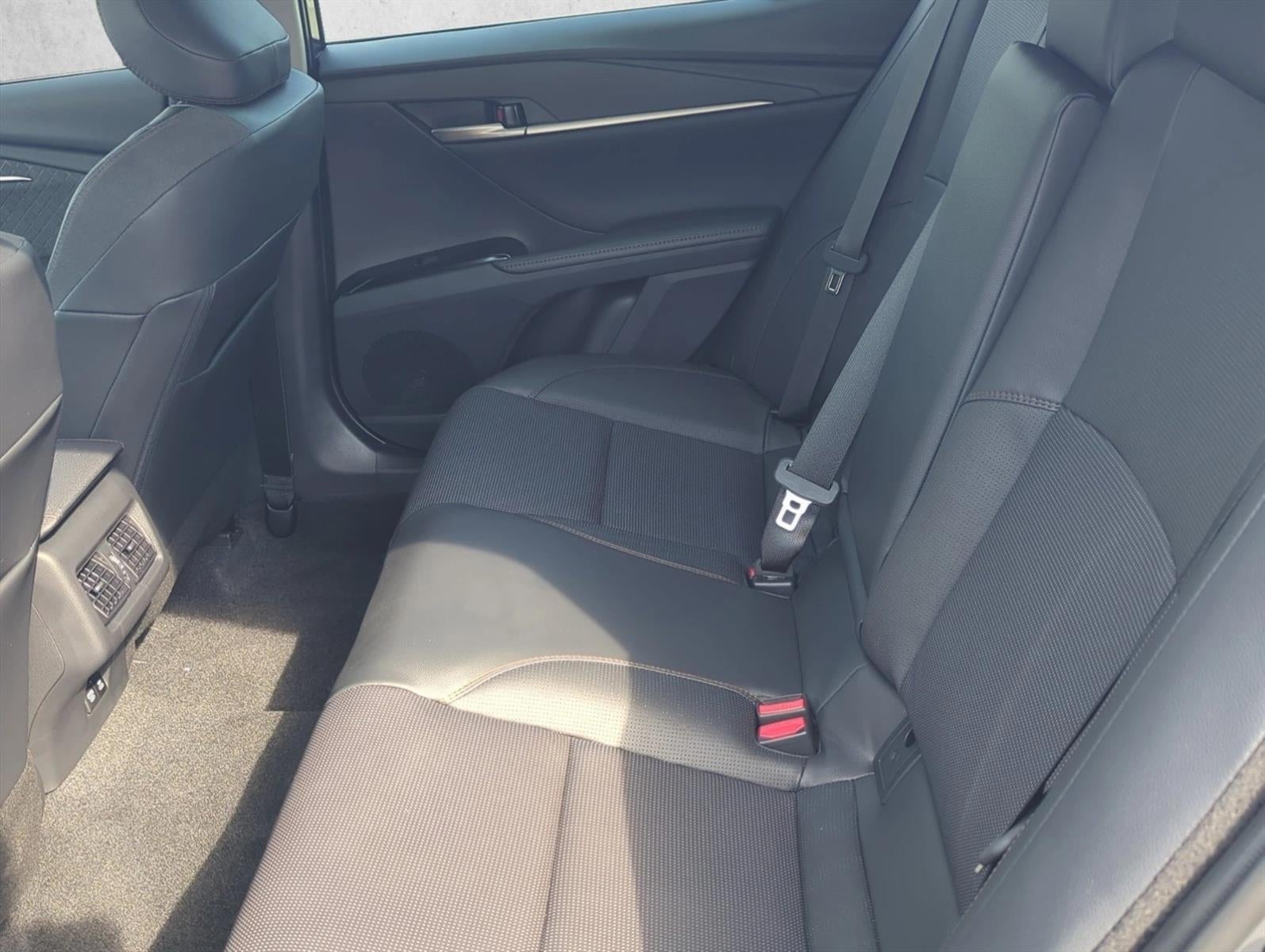 2026 Toyota Camry XLE (SE)