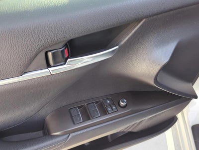 2022 Toyota Camry XLE Auto (SE)