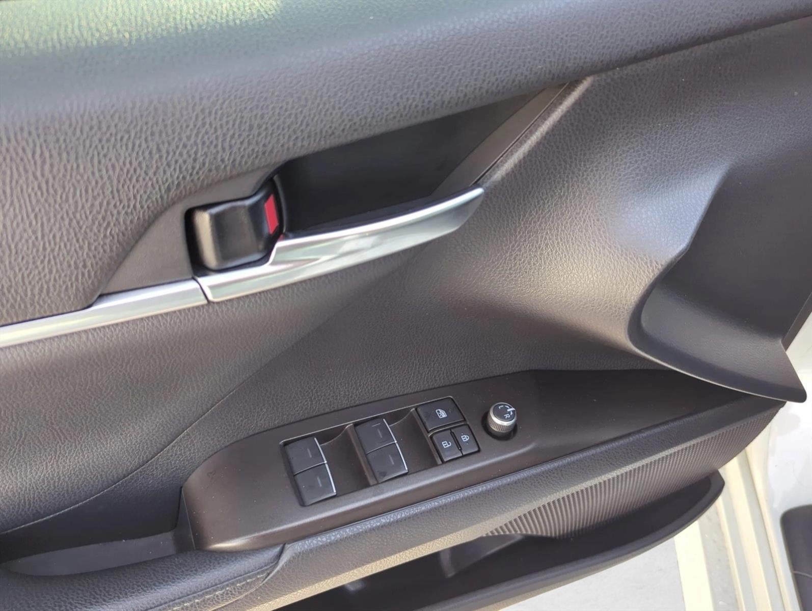2022 Toyota Camry XLE Auto (SE)