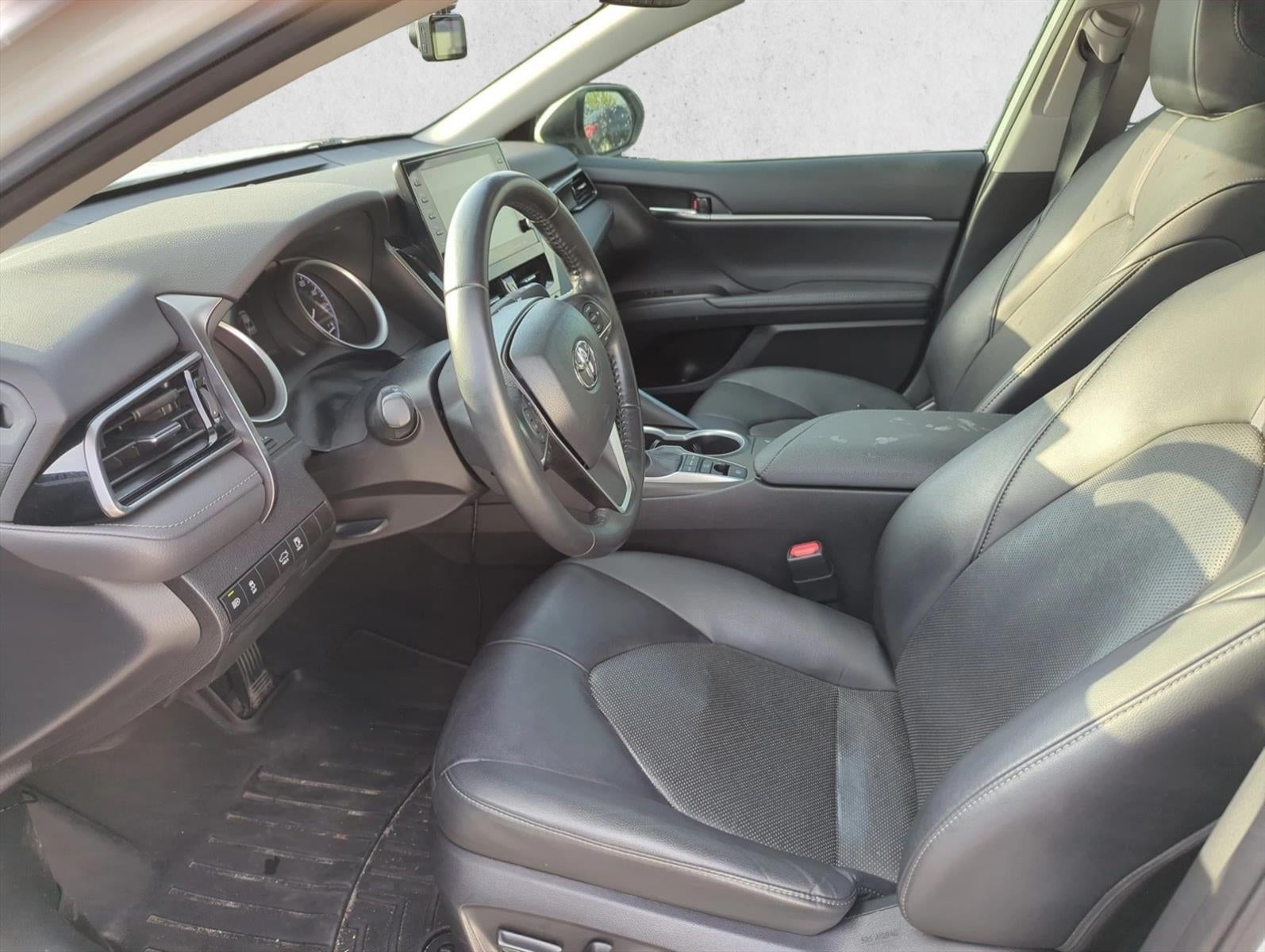 2022 Toyota Camry XLE Auto (SE)