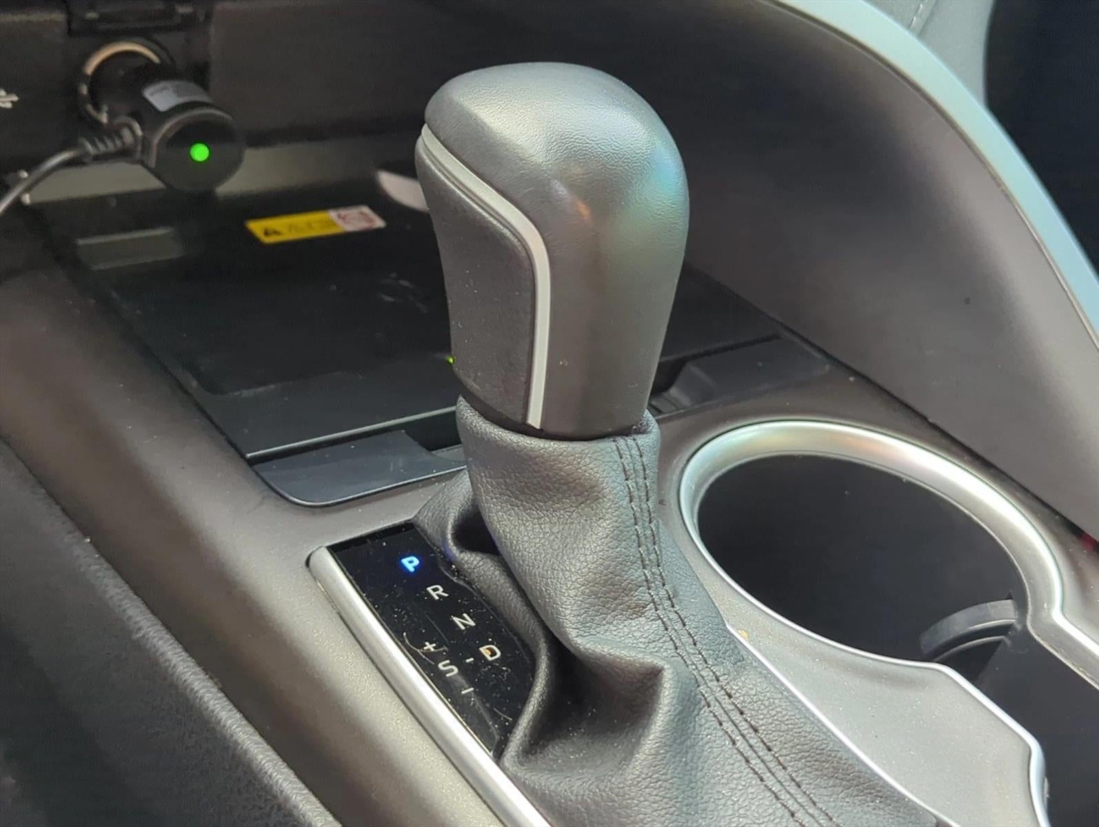 2022 Toyota Camry XLE Auto (SE)