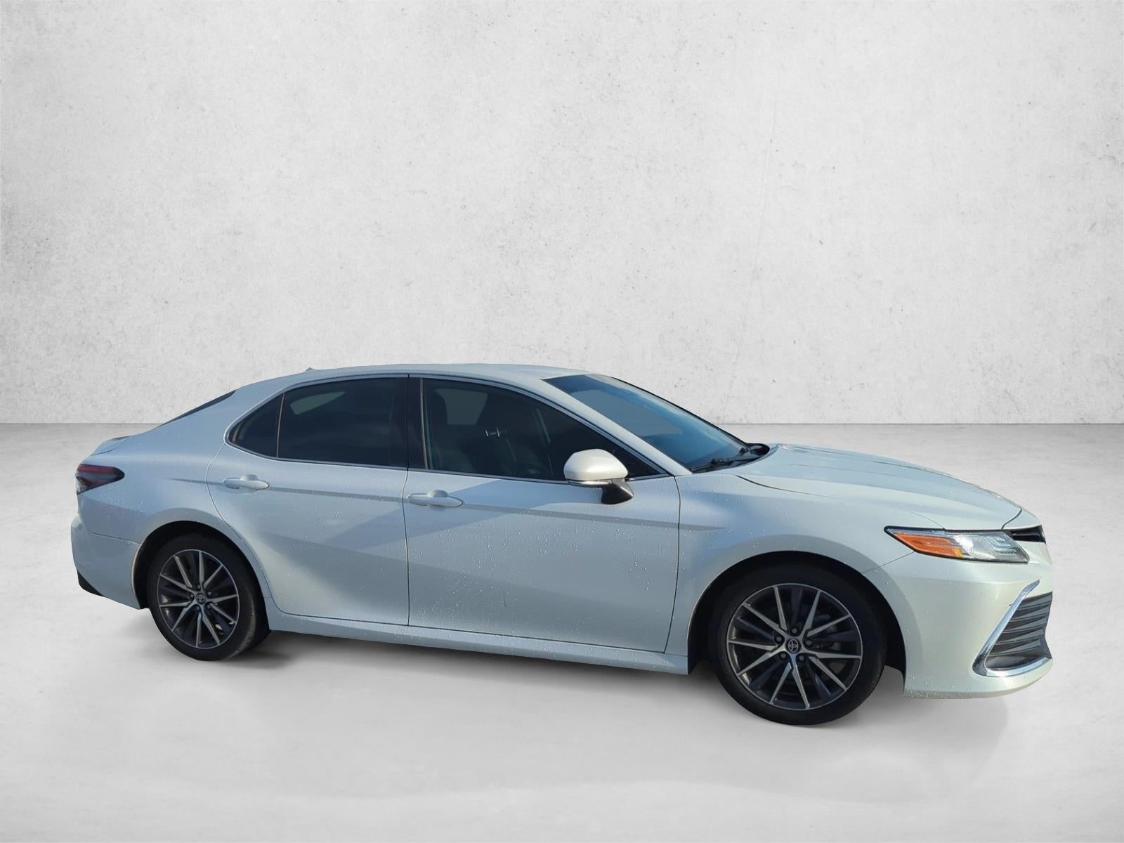 2022 Toyota Camry XLE Auto (SE)