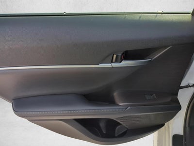 2022 Toyota Camry XLE Auto (SE)