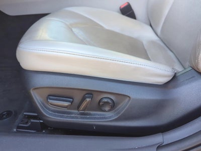 2022 Toyota Camry Hybrid XLE CVT (Natl)