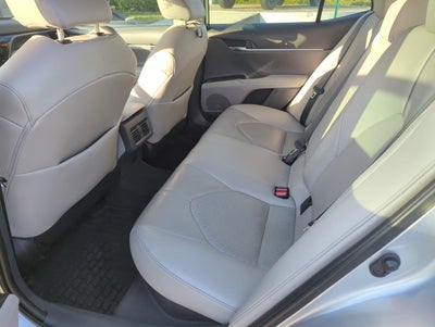 2022 Toyota Camry Hybrid XLE CVT (Natl)