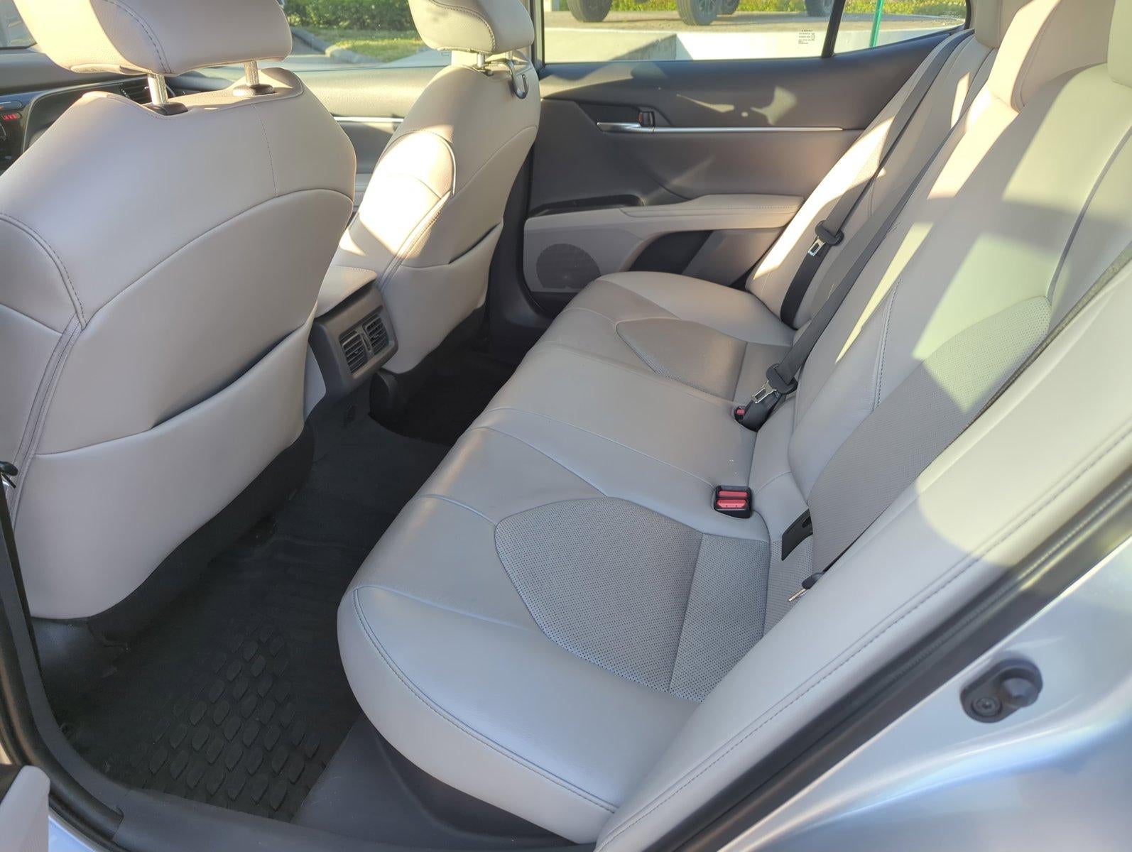 2022 Toyota Camry Hybrid XLE CVT (Natl)