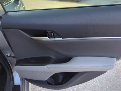 2022 Toyota Camry Hybrid XLE CVT (Natl)