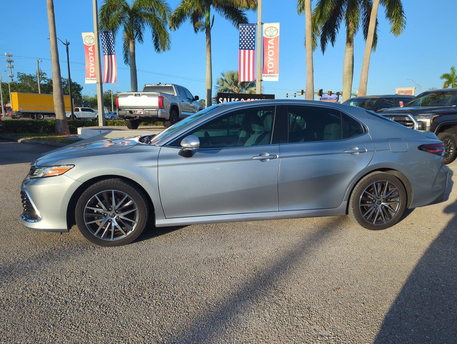 2022 Toyota Camry Hybrid XLE CVT (Natl)