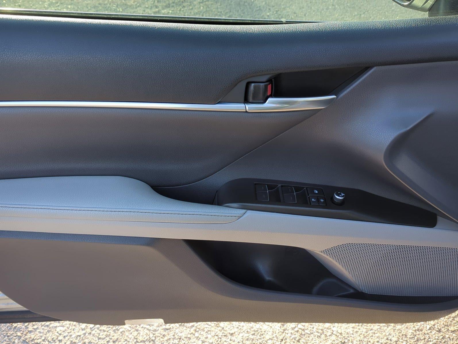 2022 Toyota Camry Hybrid XLE CVT (Natl)