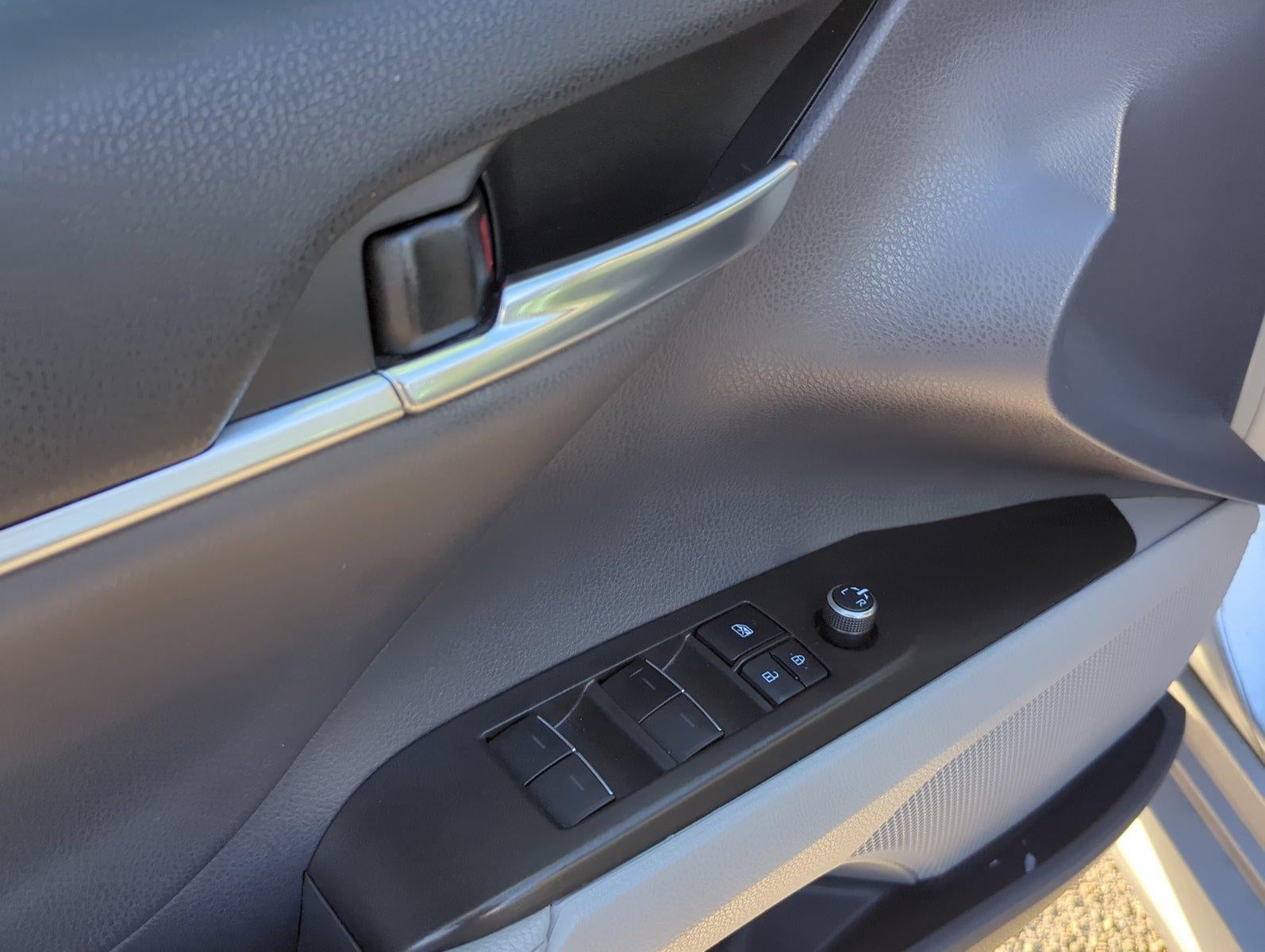 2022 Toyota Camry Hybrid XLE CVT (Natl)