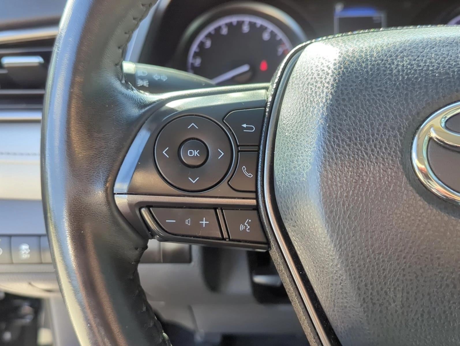 2024 Toyota Camry SE Auto (SE)