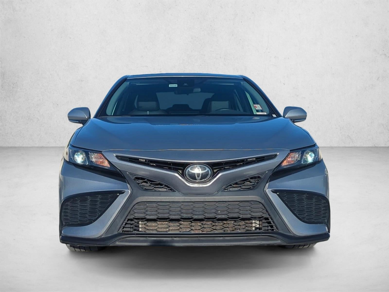 2024 Toyota Camry SE Auto (SE)