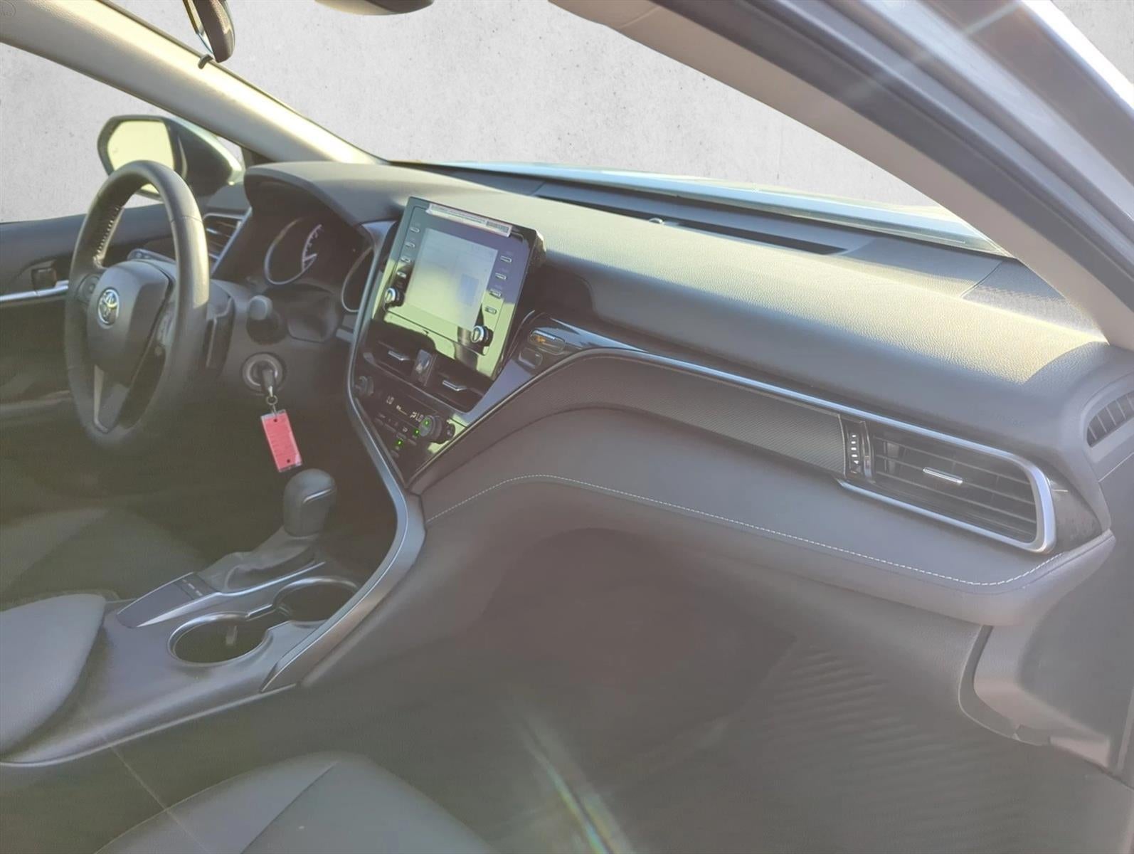 2024 Toyota Camry SE Auto (SE)