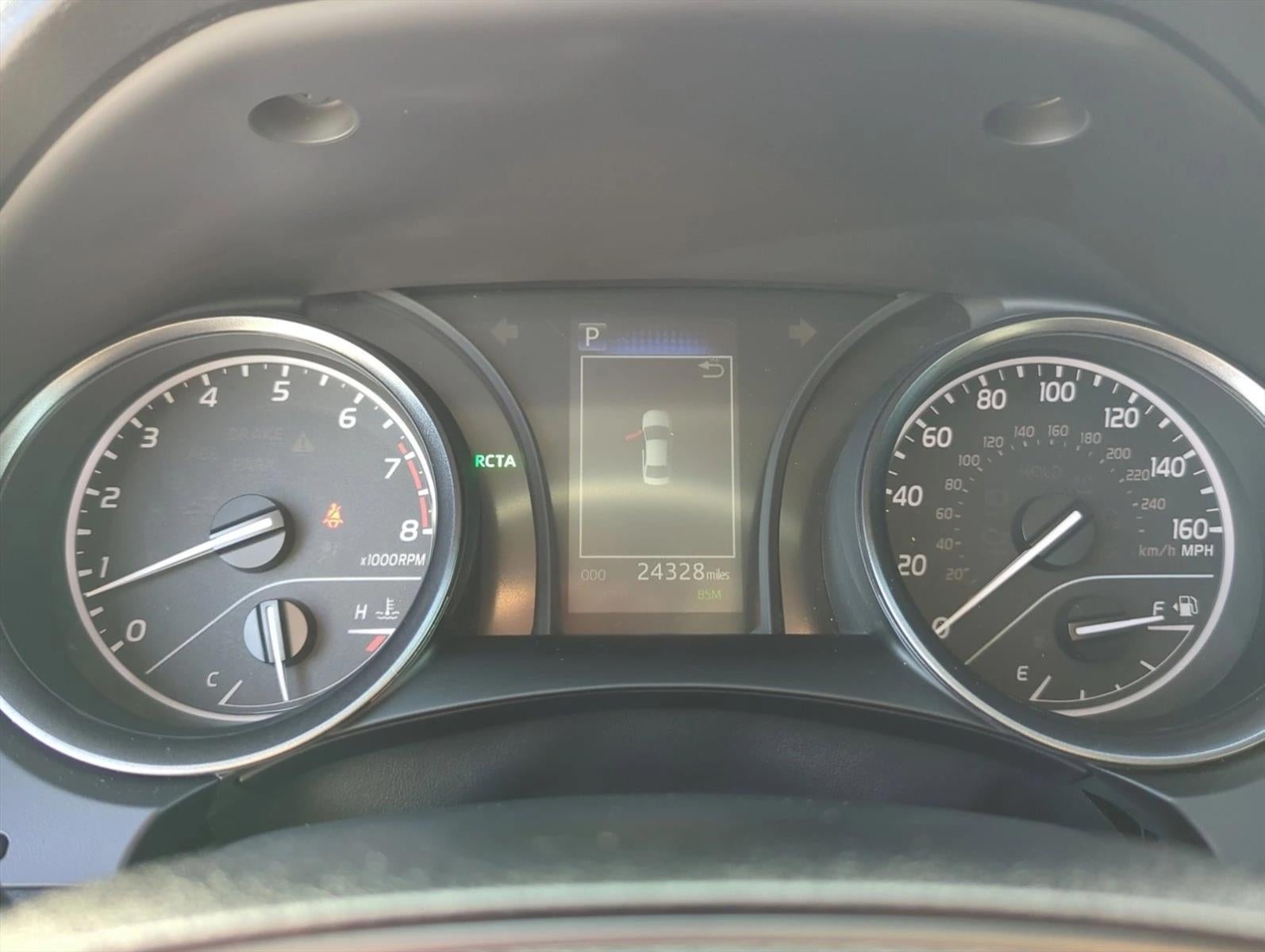 2024 Toyota Camry SE Auto (SE)