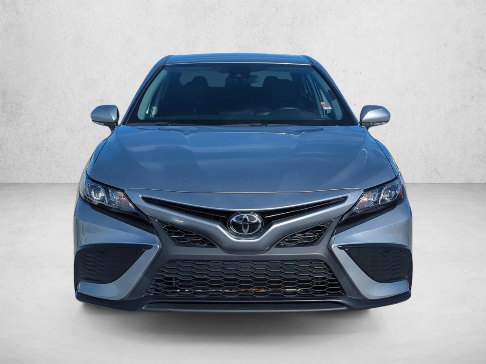 2024 Toyota Camry SE Auto (SE)