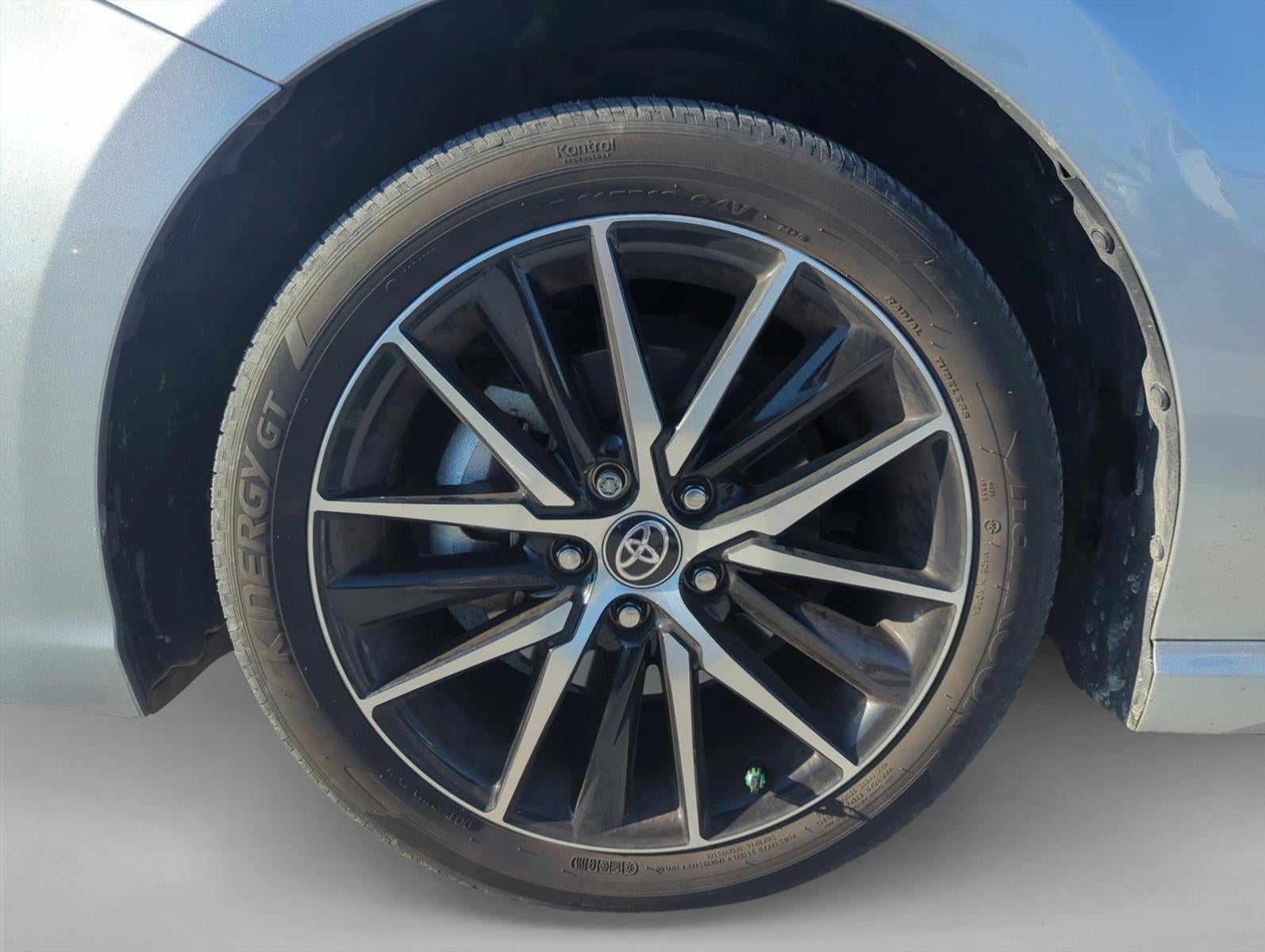 2024 Toyota Camry SE Auto (SE)