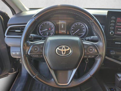 2021 Toyota Camry SE Auto (SE)